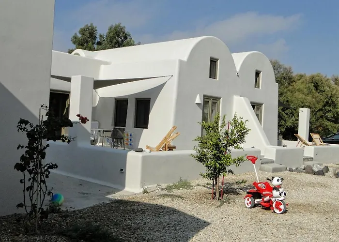 Pet friendly Sunhaus Apartment Perissa 