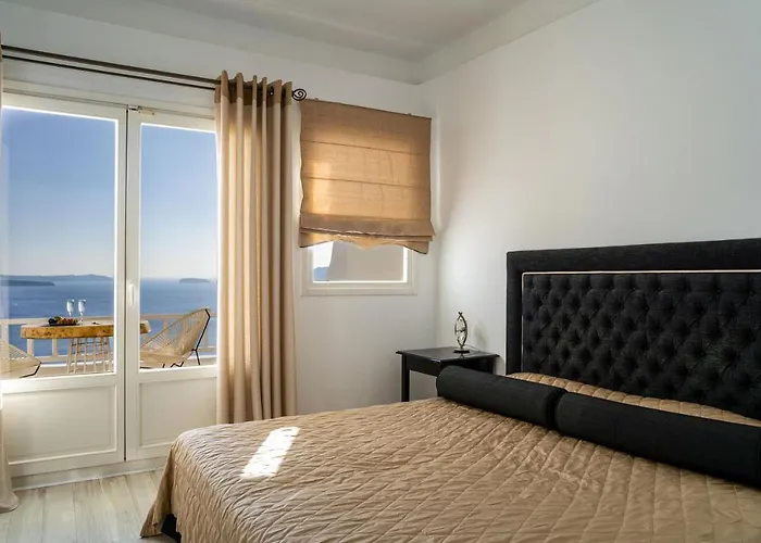 Hotel con viste meravigliose a Oia (Santorini)