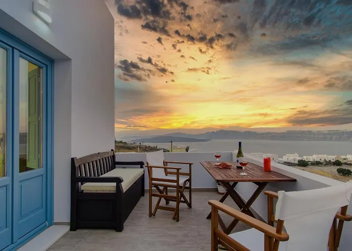 Adamantios Villas & Suites Akrotiri 