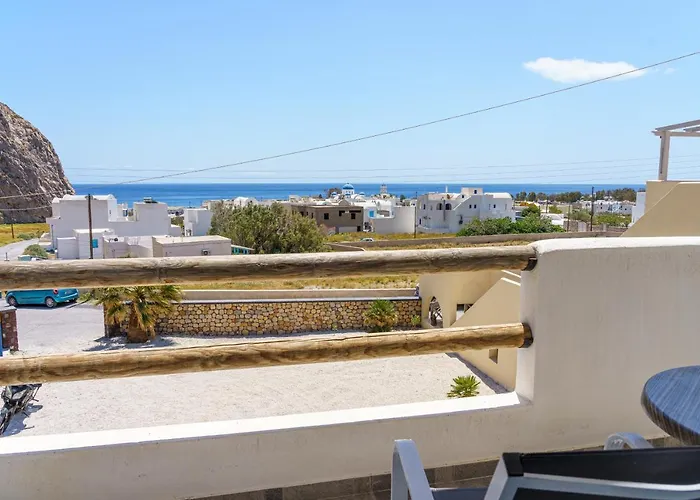 Marousi Suites Perissa 