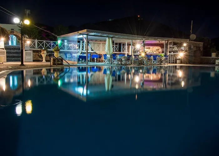 Perivolos Sandy Village Perissa 