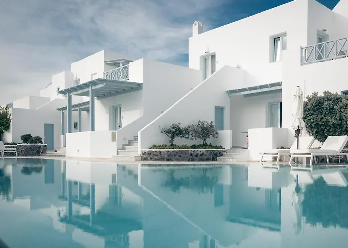 Spa Hotels in Santorini for a Relaxing Getaway