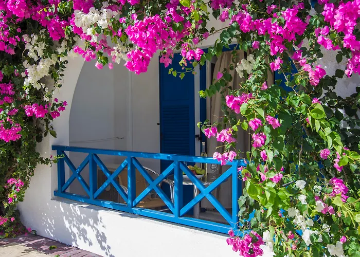 Familienhotels in Perissa (Santorini)