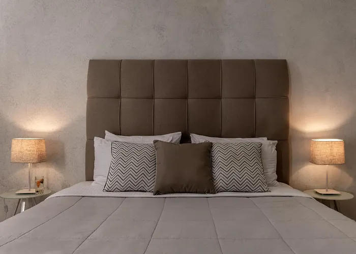 Splendour Hotel And Suites Firostefani