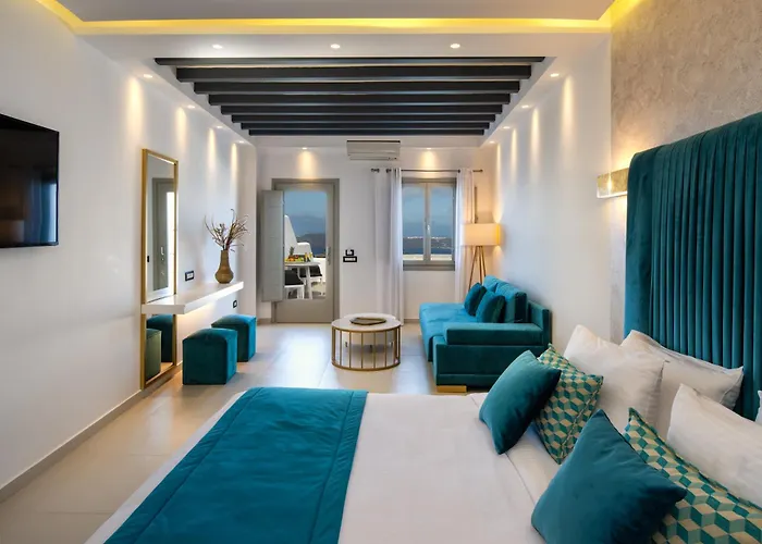Aura Suites Firostefani