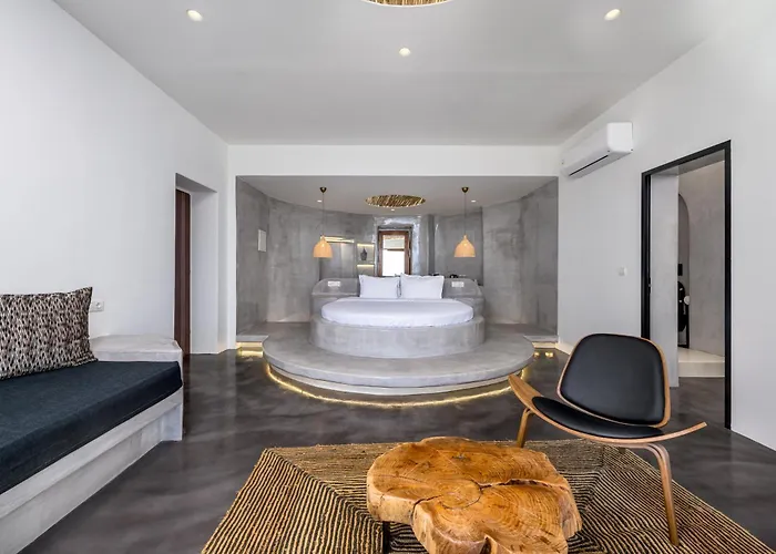 Leon Luxury Suites Imerovigli 