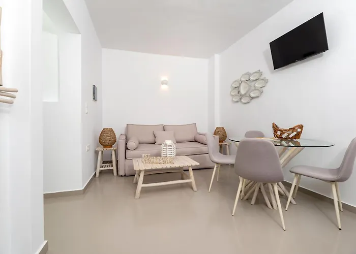 Aerenia Luxury Suites Karterados 