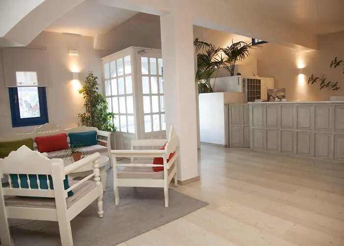 Pelican Hotel Fira 