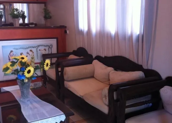 Hotel Lignos Fira  admite animales