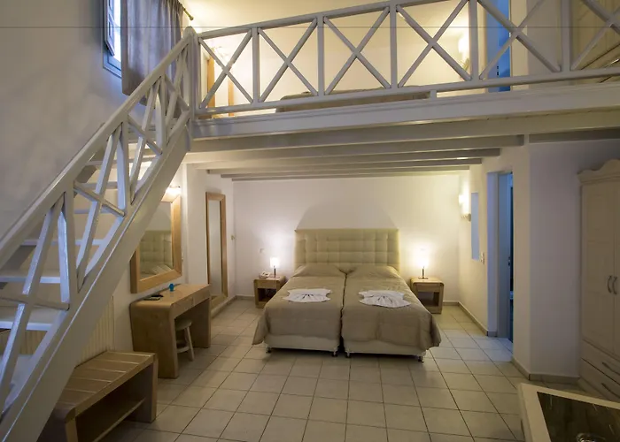 Boutique Erato Apartments Fira 