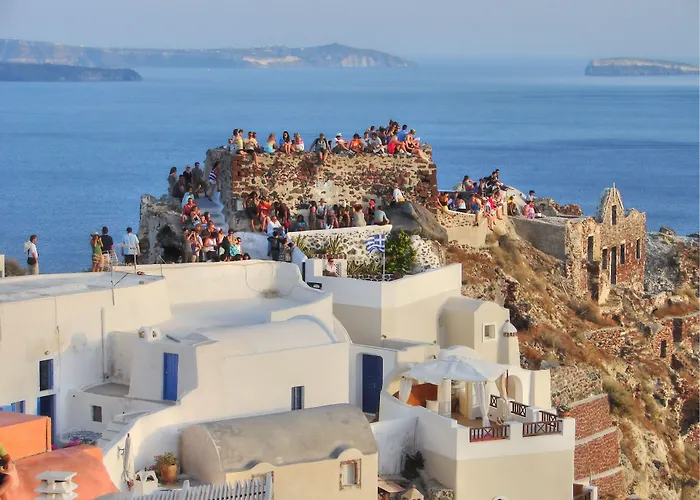Private 360 Blue Villa Fira 
