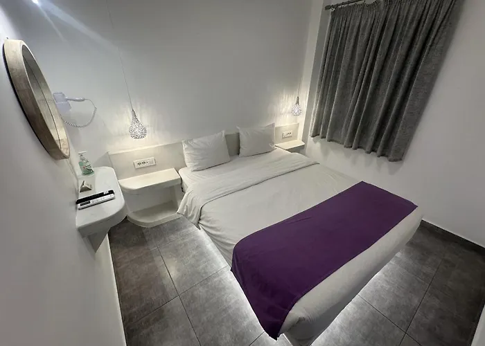 Markakis Studios Fira Town
