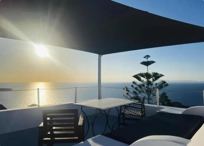 Evilio Houses Oia 