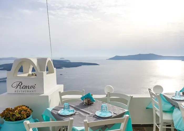 Remvi Suites Firostefani
