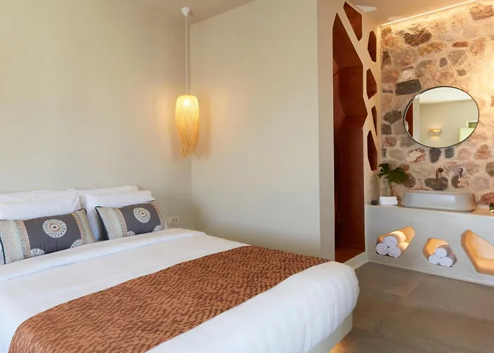 Aeon Suites - Adults Only By Mr And Mrs White Pyrgos Kallistis