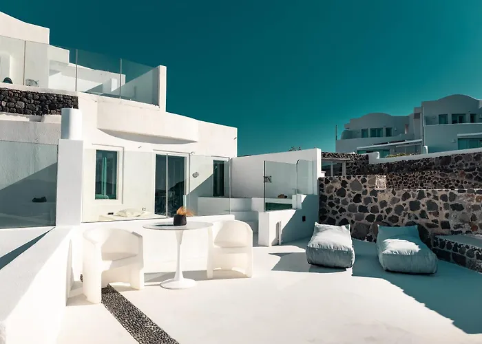 Epic View Suites Akrotiri 