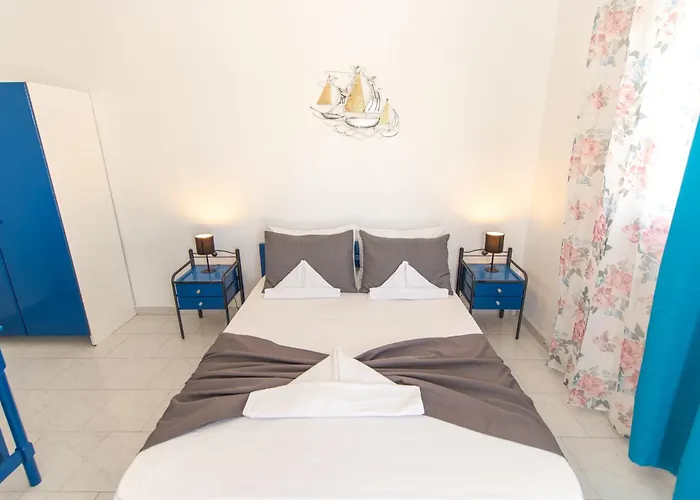 Lunar Seaside Hotel Perissa 