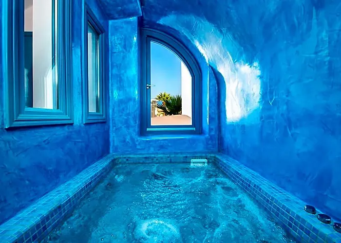 Evgenia Villas & Suites By Calm Collection Φηρά